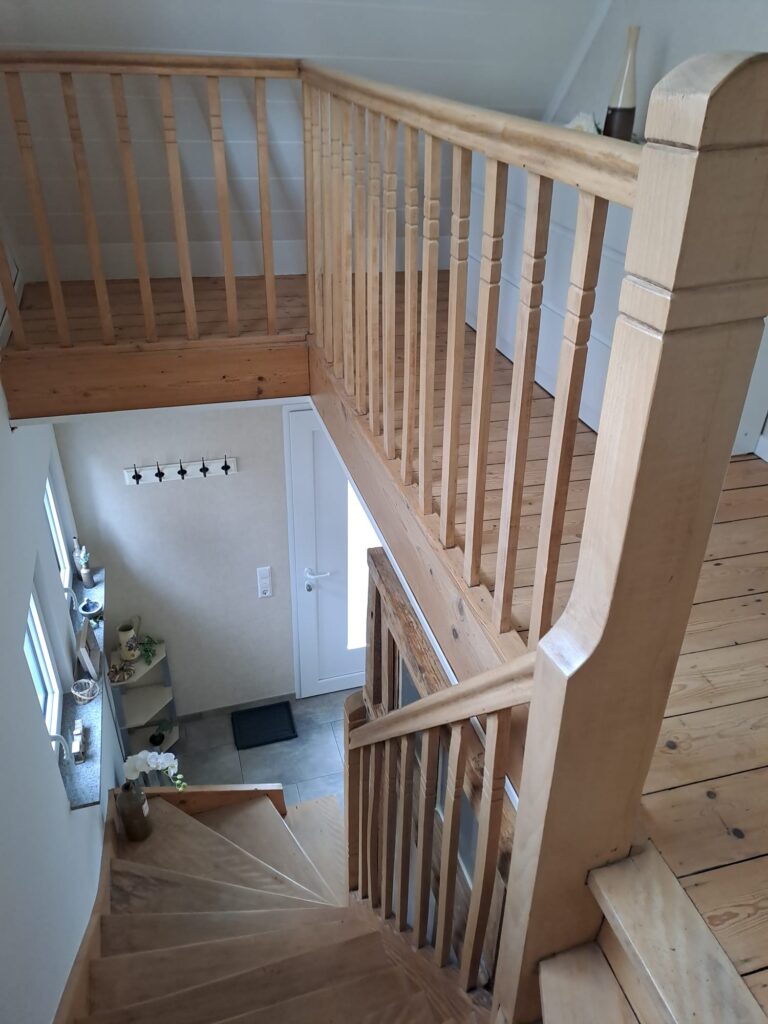 Apartment mit ca. 48qm. Wohnküche Schlafzimmer Bad mit Dusche und Badewanne Abstellraum - Bild 8