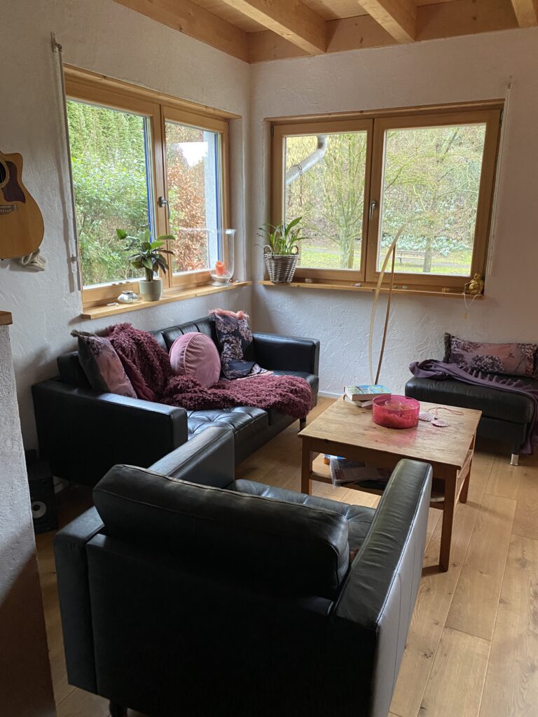 Möbliertes WG-Zimmer im Haus - Bild 3