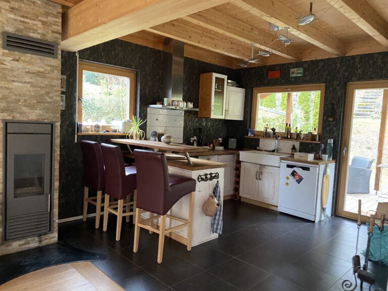 Möbliertes WG-Zimmer im Haus - Bild 1