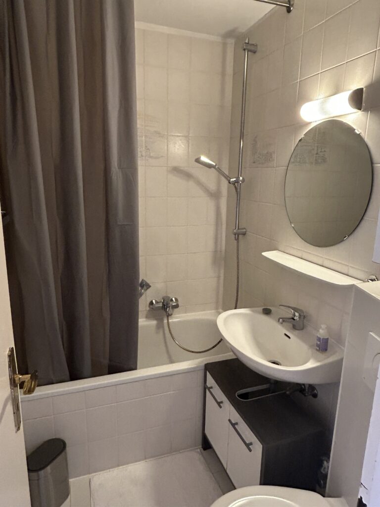 Room available in a 2-girl shared apartment - Bild 7