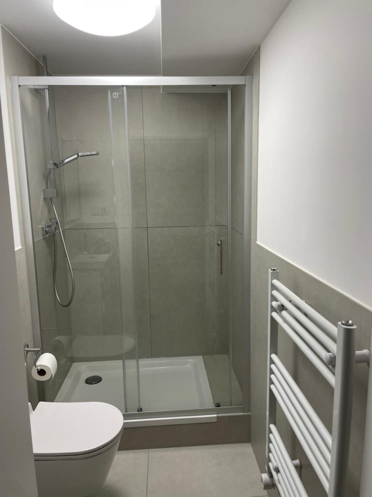 1,5-Zimmer-Apartment direkt am Rathausplatz – 2 Minuten zur WHU - Bild 3