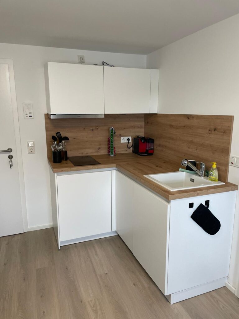 1,5-Zimmer-Apartment direkt am Rathausplatz – 2 Minuten zur WHU - Bild 4