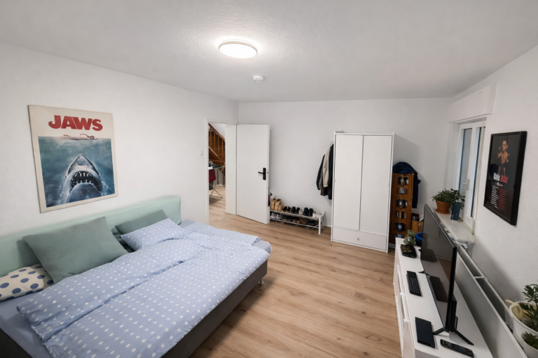 Furnished WG Room – 30 m to WHU – All-Inclusive Rent 399 € - Room 4 - Bild 1