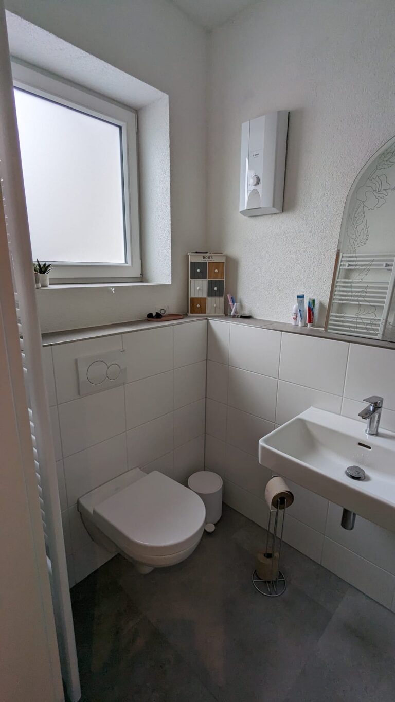 Edle 2 Zimmer-Wohnung in Vallendar, direkte Nähe zur WHU, fussläufig in 1 Minute zu erreichen - Bild 4