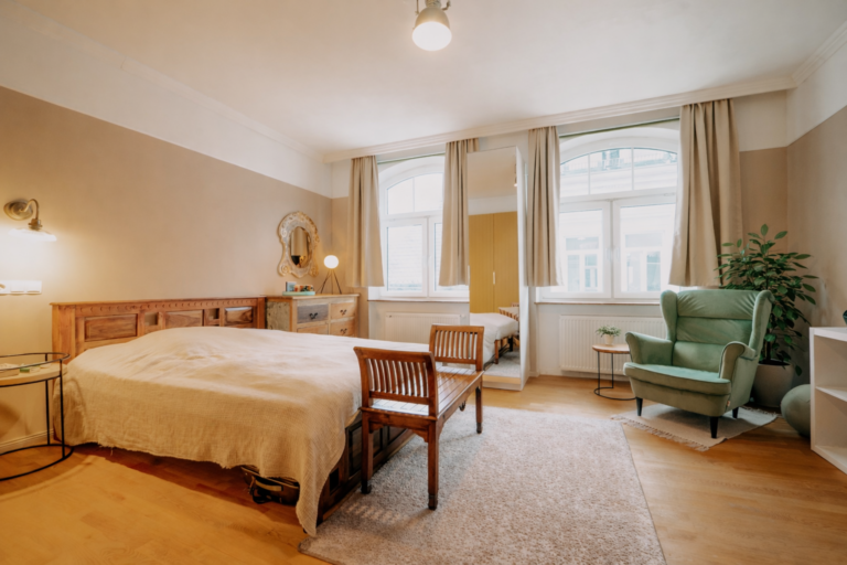 Vollmöbliertes Apartment 45m² in direkter Unilage. Ab 01.06.2026 - Bild 1