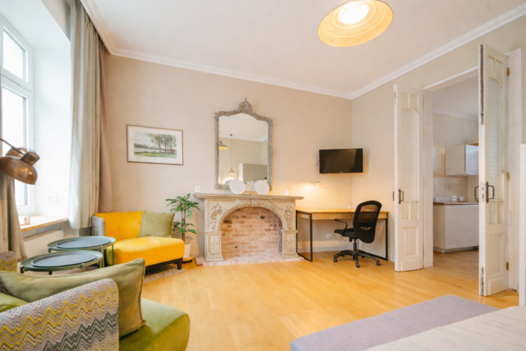 Wunderschönes, möbliertes Apartment 45m² in direkter Unilage. Ab 01.06.2026 - Bild 3