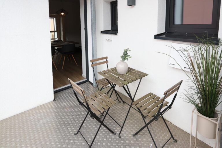 renoviertes Zimmer in 3er WG - Bild 8