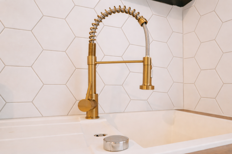 Vollmöbliertes Apartment 45m² in direkter Unilage. Ab 01.06.2026 - Bild 9