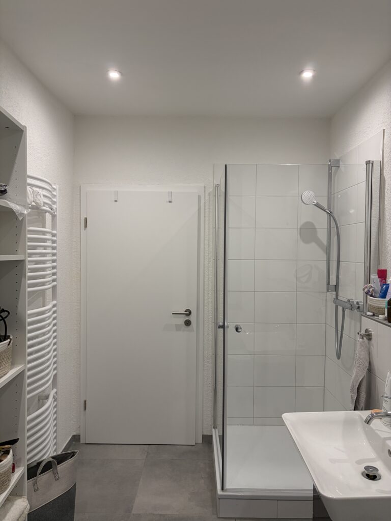 Schöne, neu renovierte und möblierte 2-Zimmer Wohnung - Bild 9
