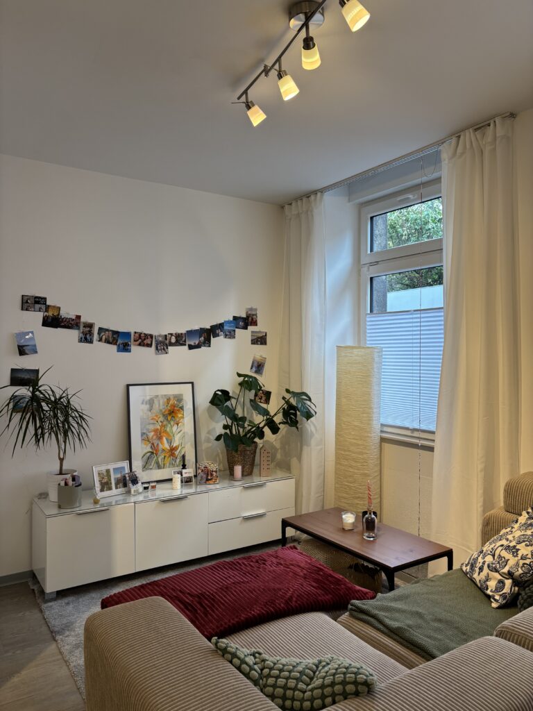 2-room apartment available for rent from June 1, 2026 - Bild 1