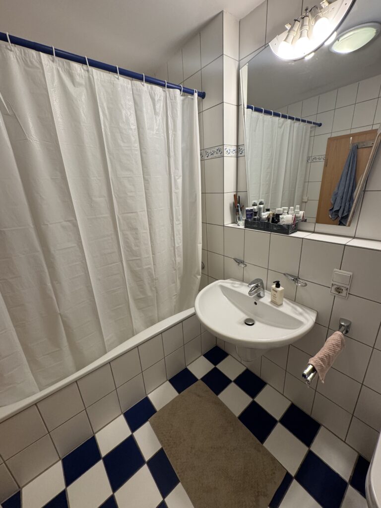 Studio Apartment – 2 Minutes from WHU - Bild 1