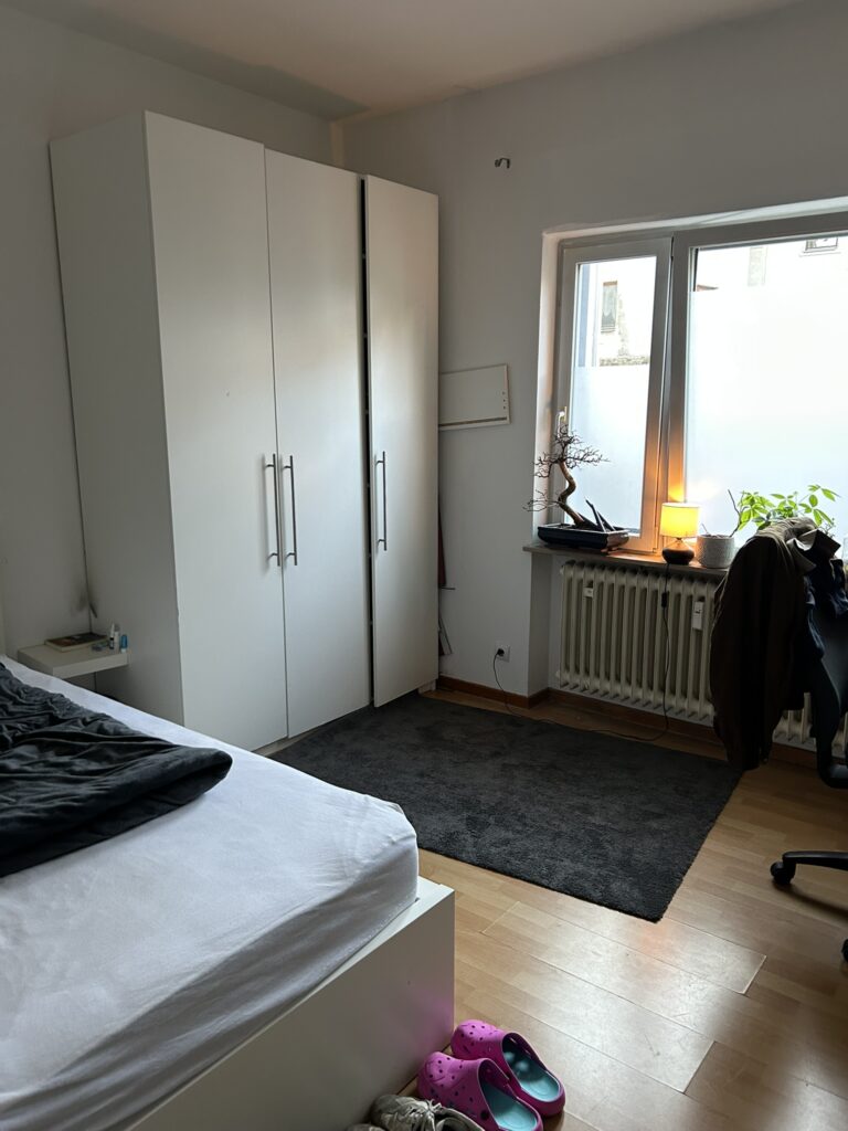 Fully Furnished Room only 20 seconds to WHU! - Bild 4