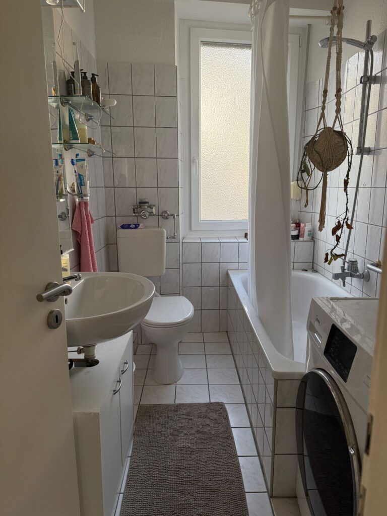 Beautiful and spacious student apartment near WHU (2 min) with parking space - Bild 10