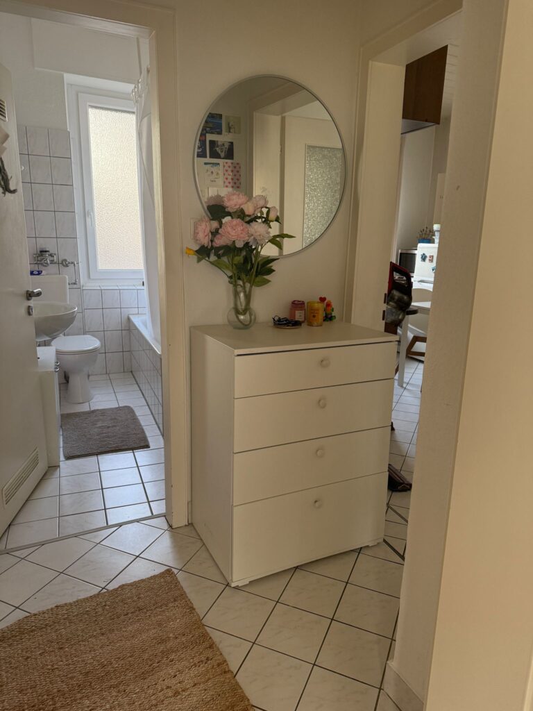 Beautiful and spacious student apartment near WHU (2 min) with parking space - Bild 1