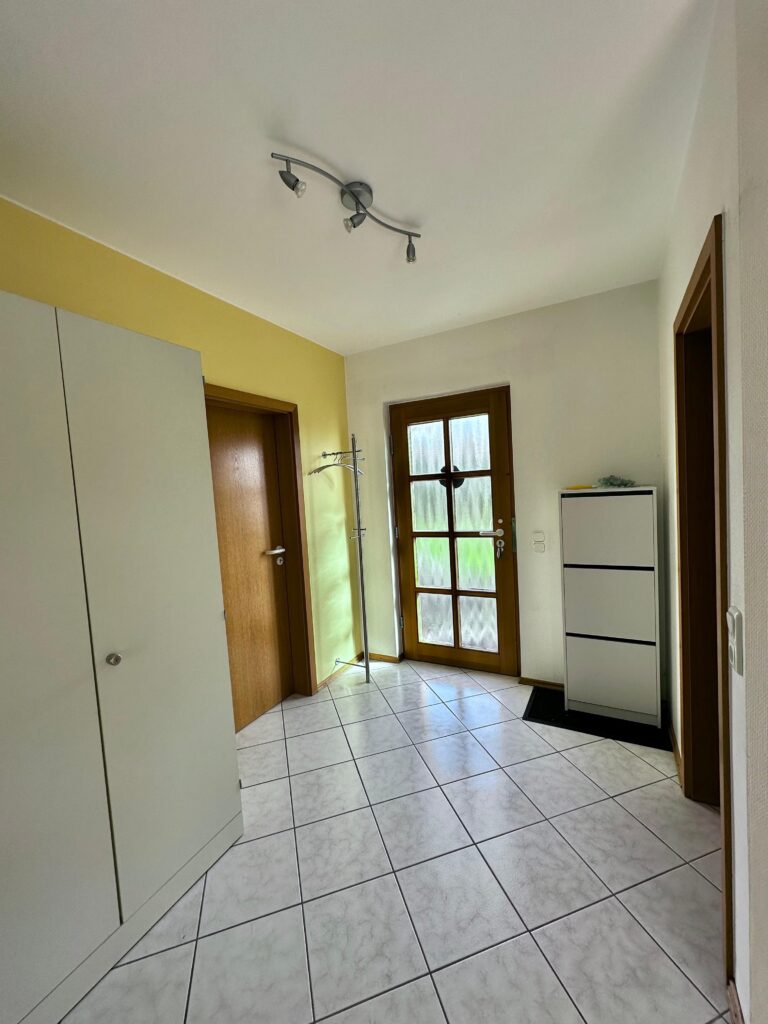 Sunny 2-Room Apartment with Two Terraces in Vallendar - Bild 2