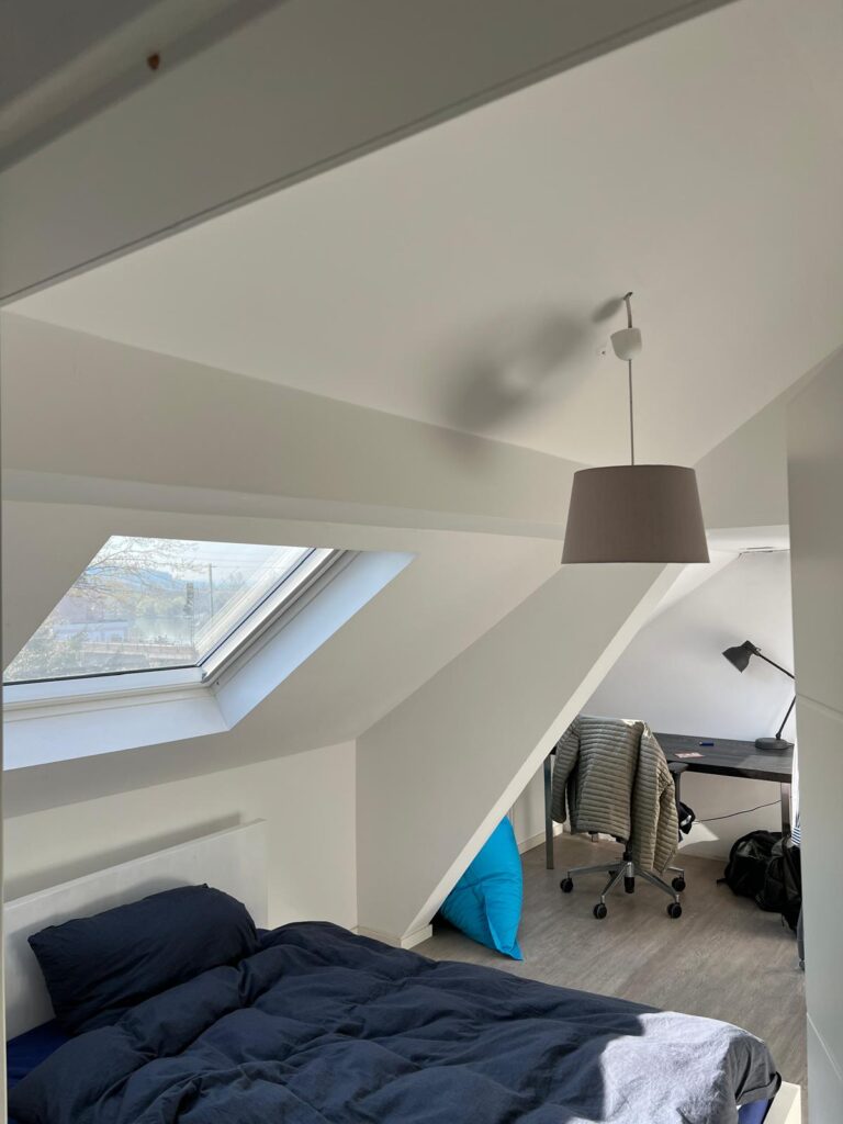 Vollständig möblierte und geräumige Wohnung für zwei Personen (Heerstr. 7)! - Bild 2