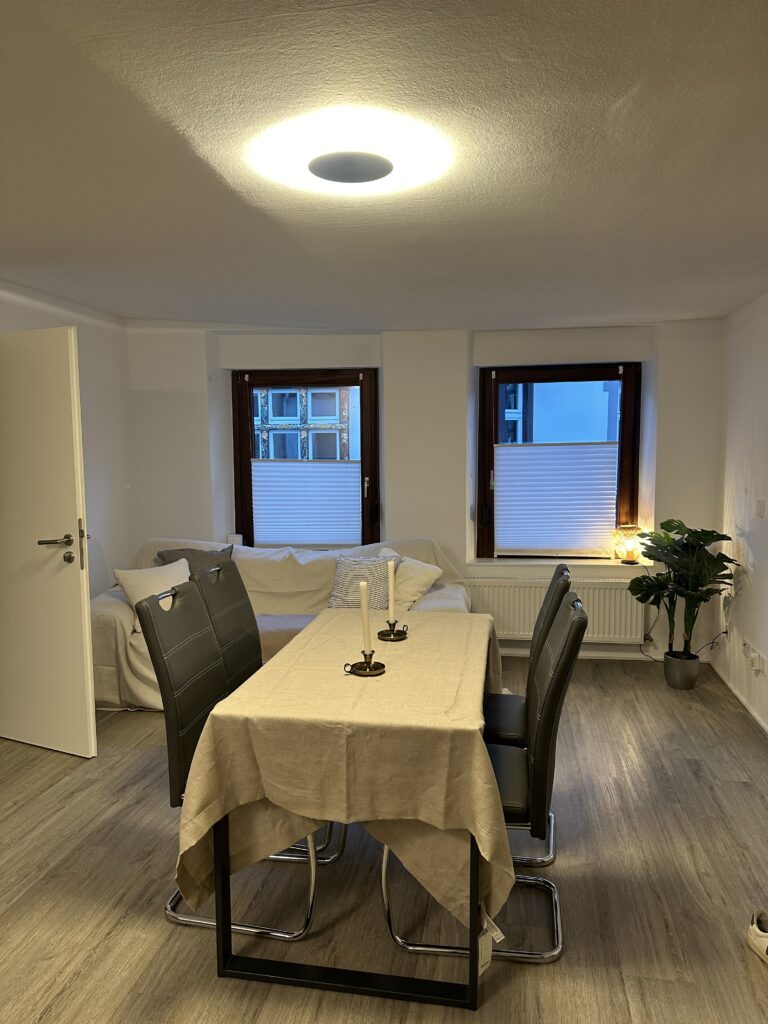 Moderne vollmöblierte 2er-WG in Top-Lage – 2 Gehminuten zur Uni - Bild 10