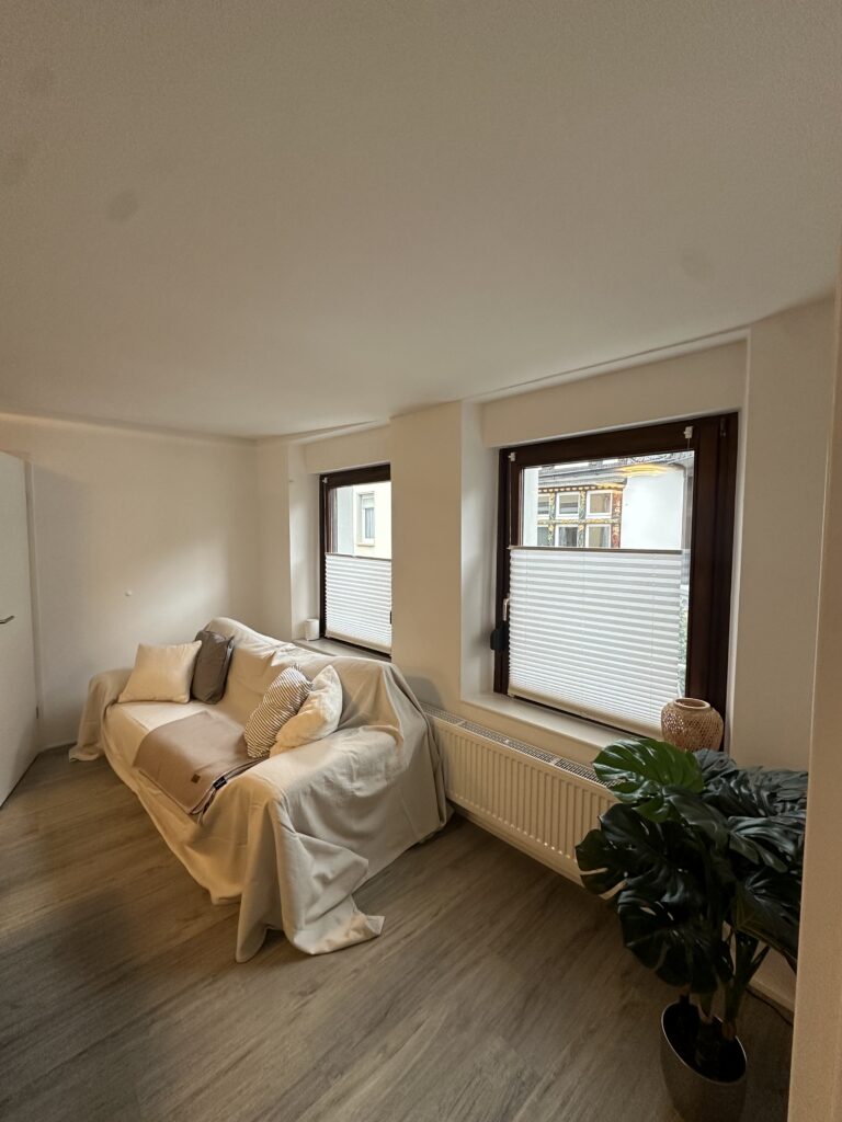 Moderne vollmöblierte 2er-WG in Top-Lage – 2 Gehminuten zur Uni - Bild 9