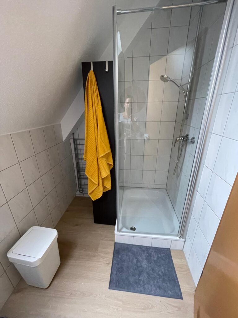 One-bedroom apartment (0 minutes from WHU) - Bild 9