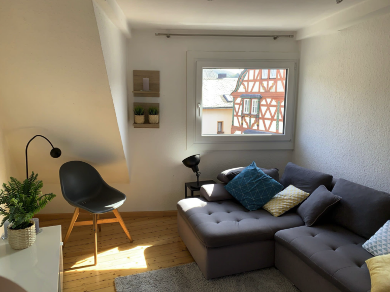 Rathausplatz 15: 2-person shared apartment in the heart of Vallendar - Bild 1