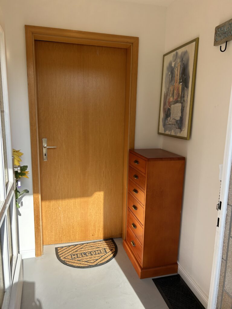 Großzügige möblierte Einliegerwohnung  in Bendorf-Sayn - Bild 4