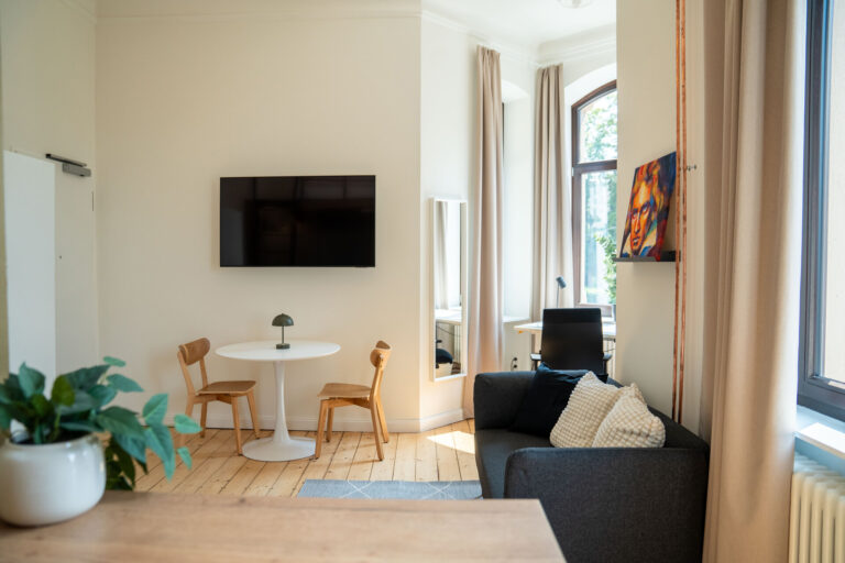 Möbliertes Studio-Apartment direkt an der WHU - Bild 8