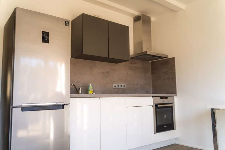 Apartments zu vermieten Hellenstraße 10 und Löhrstraße 56 - Bild 2