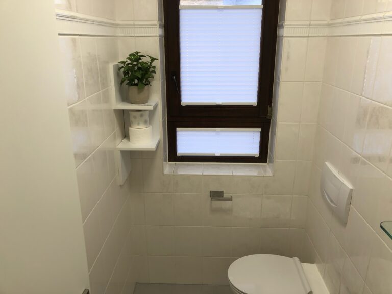Helle 2,5 Zimmer Wohnung mit Balkon – Erstbezug nach Sanierung nahe WHU - Bild 9