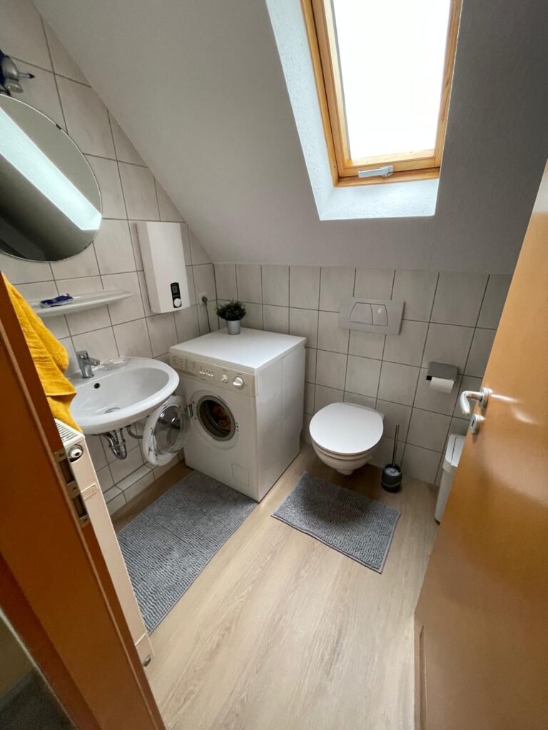 1-Zimmer Wohnung (0min von WHU entfernt) - Bild 2