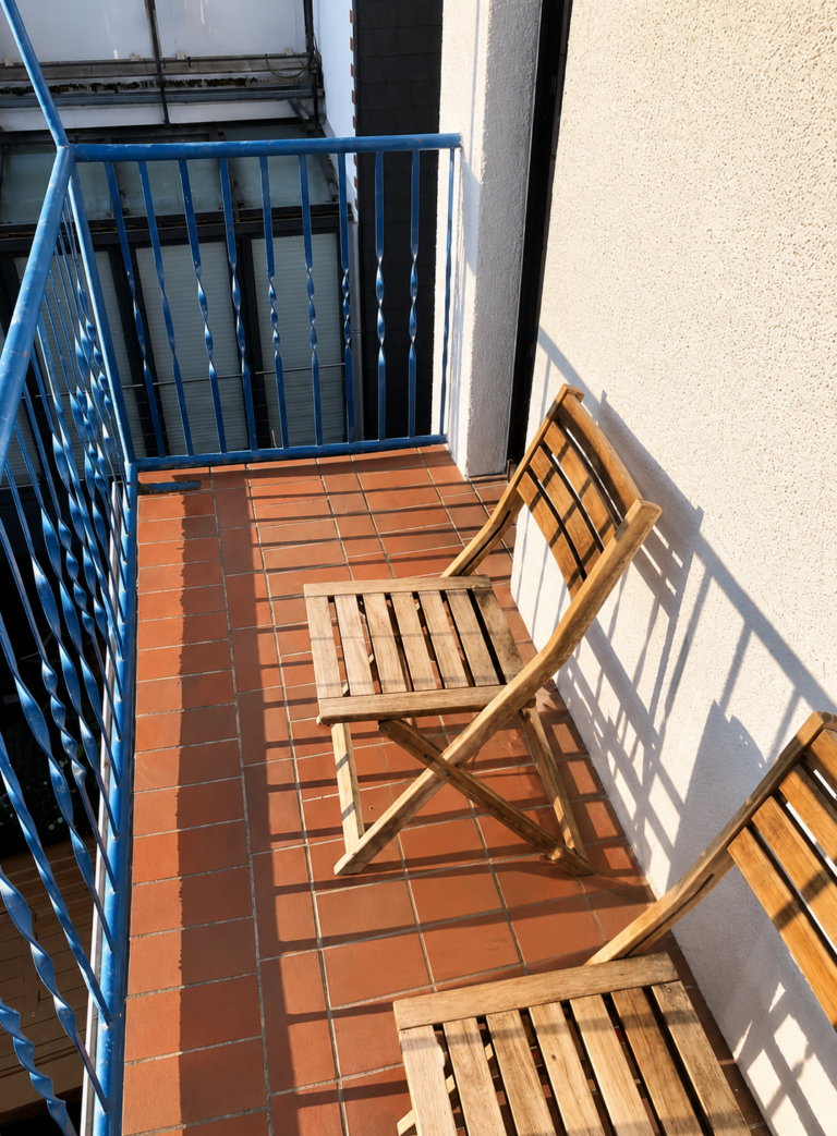 450 € warm | Möbliertes WG-Zimmer in 2er-WG | 2 Min. zur WHU | Balkon - Bild 6