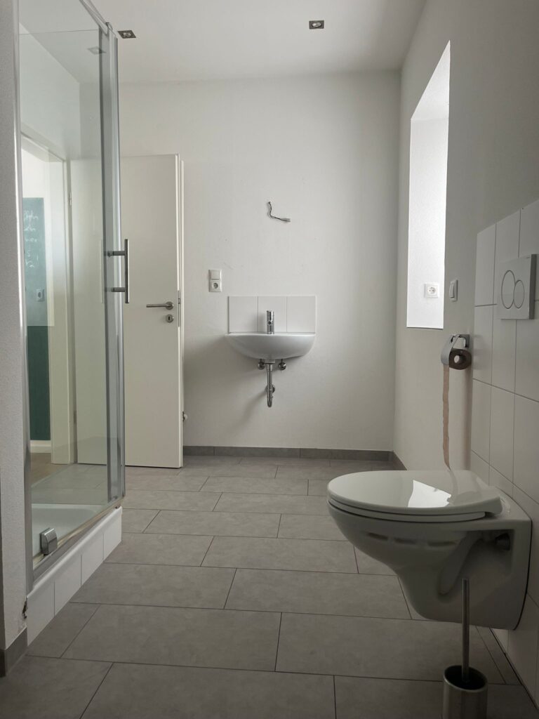 Schöne 2-Zimmer-DG-Wohnung mit EBK in Vallendar - Bild 5