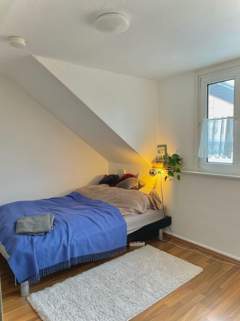 Vollmöblierte Wohnung – 2er WG – 3min vom Campus - Bild 3