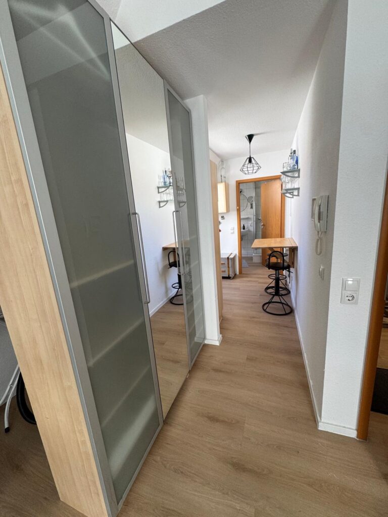 Möblierte Wohnung direkt am Campus – 10 Sekunden zur WHU - Bild 3