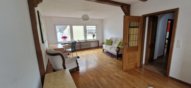 Freies Zimmer in 3er Ersti-WG (150qm, groß, modern & vollmöbliert)! - Bild 4