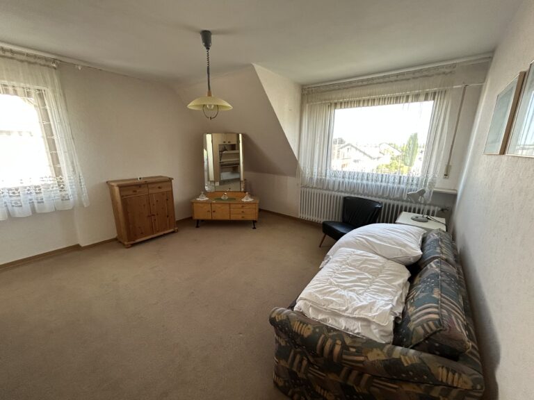 Room in a 2-person shared apartment with an additional, large living room - Bild 2