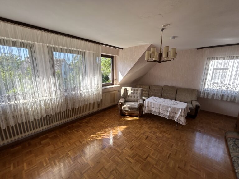 Room in a 2-person shared apartment with an additional, large living room - Bild 1