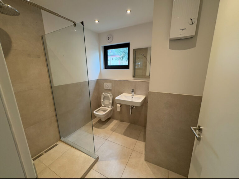 Stylish shared apartment room in a prime location - Bild 3