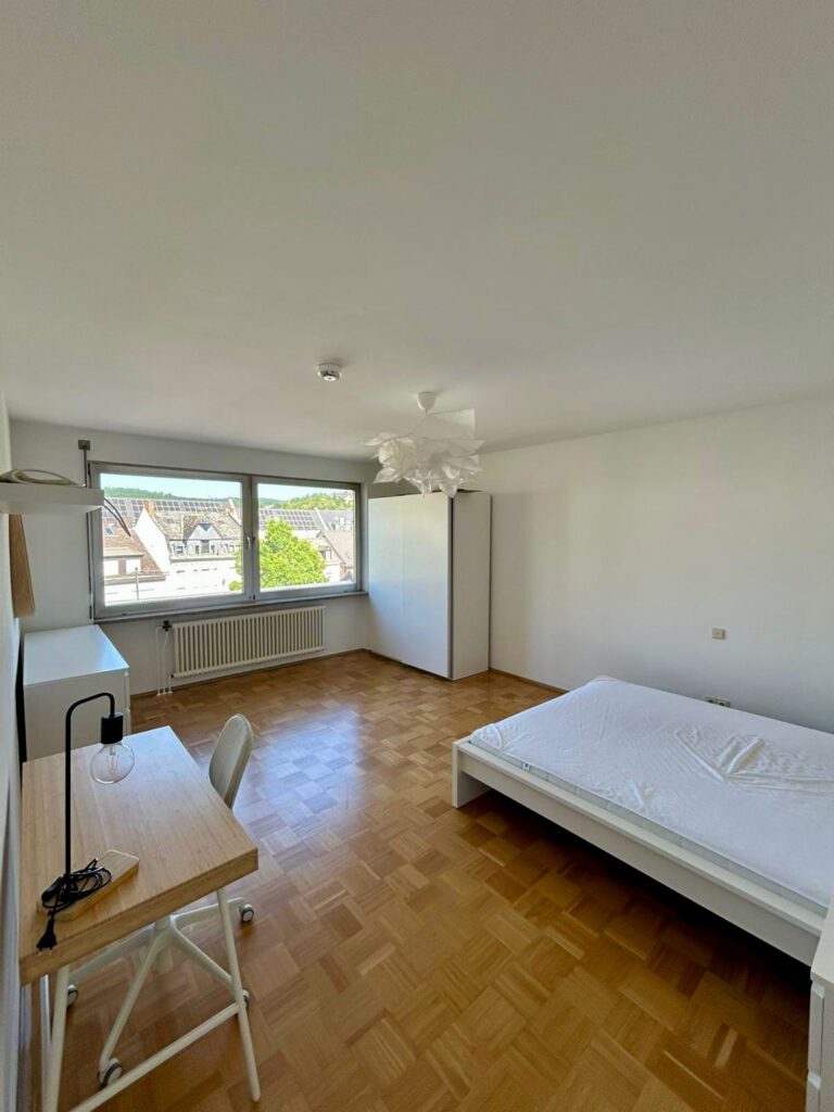 Modern Furnished Room in Shared Apartment of 3 next to WHU | Bright, Central & Move-in Ready - Bild 5