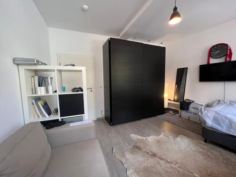Heerstraße 7: Modern, fully furnished 2-bedroom shared apartment in a prime location—just 5 minutes from WHU - Bild 2