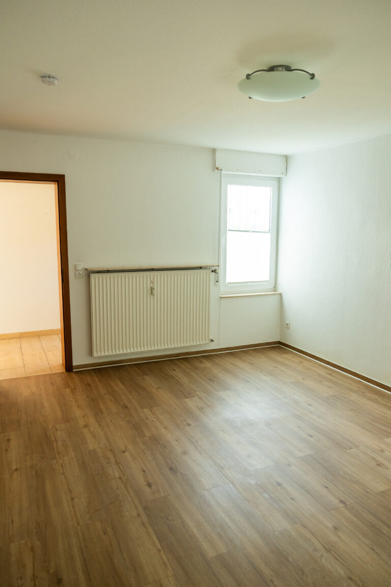 Attractive 3-room apartment with a balcony, perfect for shared living, in Vallendar’s “Gartenstadt” neighborhood, with the Rhine Valley at your feet—available starting August 1, 2026! - Bild 9