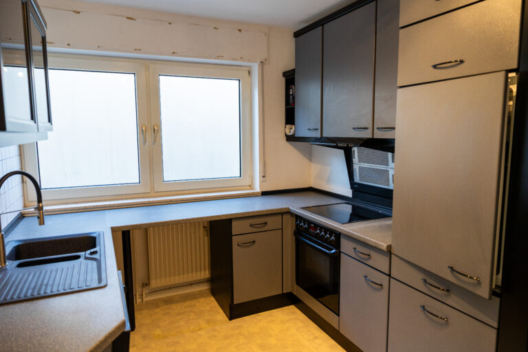 Attractive 3-room apartment with a balcony, perfect for shared living, in Vallendar’s “Gartenstadt” neighborhood, with the Rhine Valley at your feet—available starting August 1, 2026! - Bild 8