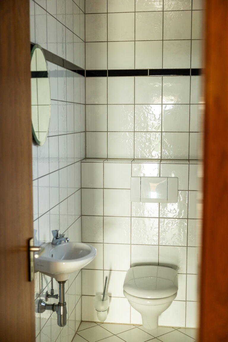 Attractive 3-room apartment with a balcony, perfect for shared living, in Vallendar’s “Gartenstadt” neighborhood, with the Rhine Valley at your feet—available starting August 1, 2026! - Bild 6