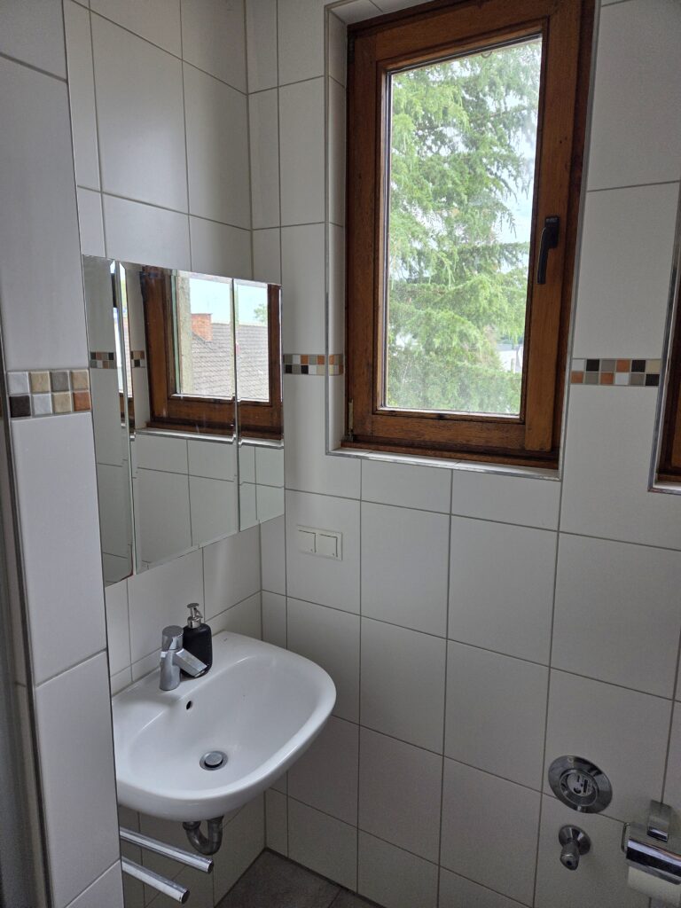 Two-Bedroom Apartment Right Next to WHU - Bild 3