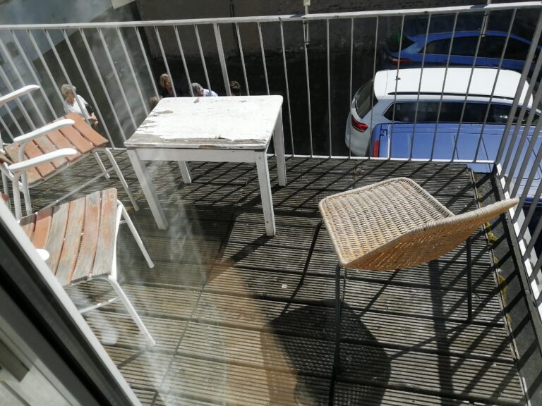 2 ZKB, 72qm, 212 Meter vom Campus, 600 € + 200 € NK + Strom - Bild 2