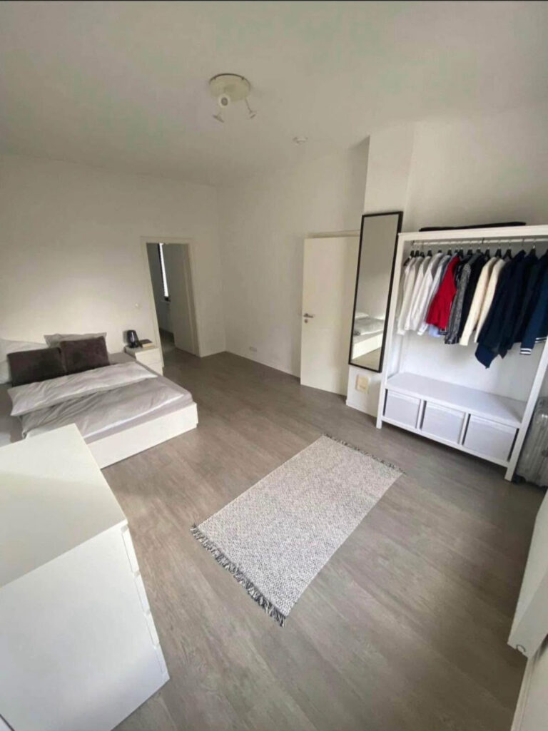 Stylish apartment in a prime location! (Shared living is also an option) - Bild 5