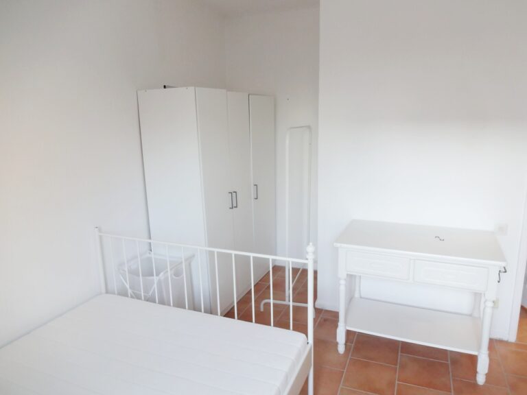 1ZKB, Apt. 7, 32 square meters, 200 meters from campus, 300 € + 120 € utilities + electricity - Bild 6