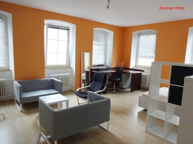 3-person shared apartment, 200 meters from campus, 105 square meters, 1,000 KM + 250 NK + electricity - Bild 10
