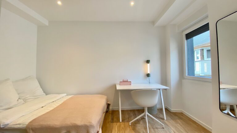 Möbliertes WG Zimmer STACEY Coliving – Premium+ - Bild 4