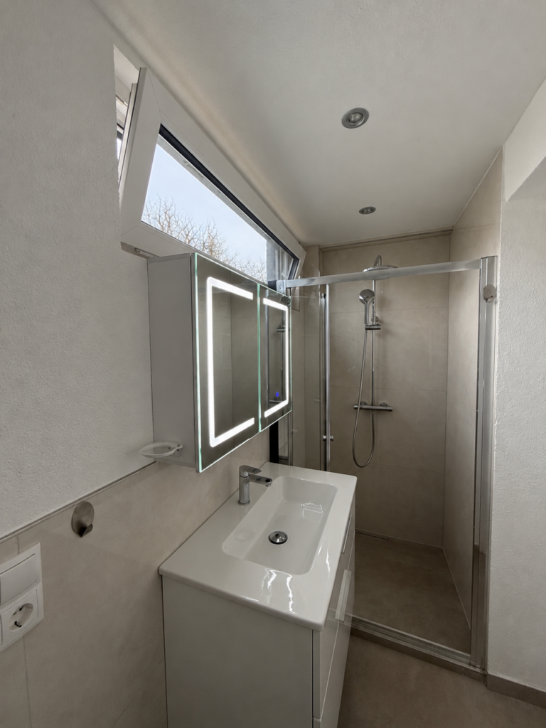 Kernsanierte 3-Zimmer-Wohnung in Vallendar – für 2er- oder 3er-WG, Klima in jedem Zimmer, Balkon & Galerie - Bild 3