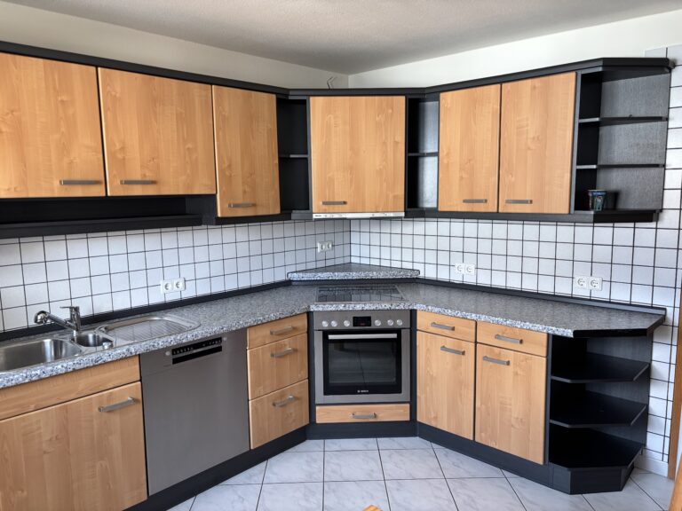 Große Wohnung zu vermieten - Bild 5